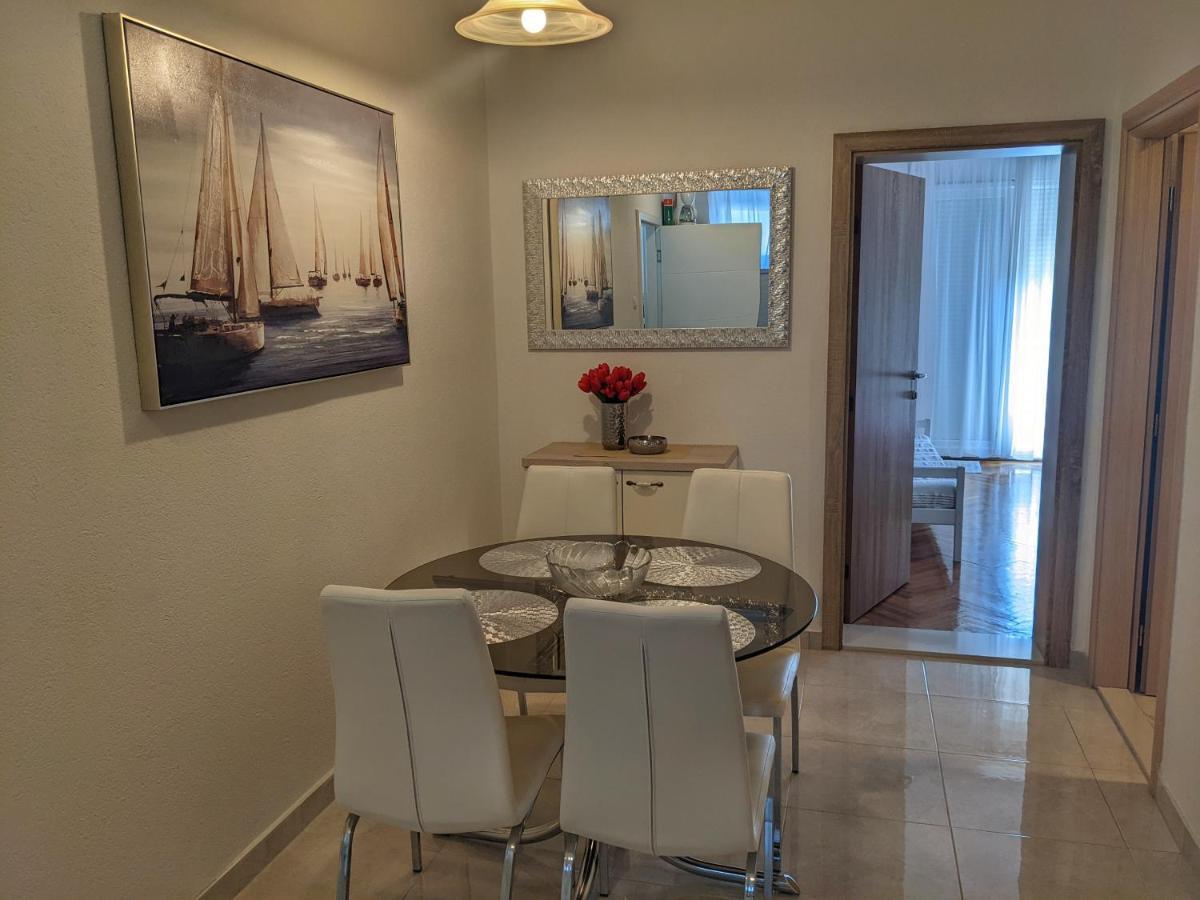 Mirjana & Ivo Apartment Makarska Exterior photo