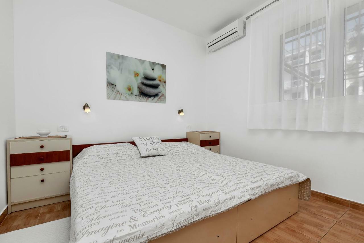 Mirjana & Ivo Apartment Makarska Exterior photo